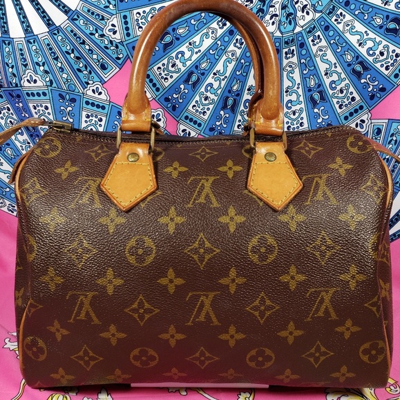 Louis Vuitton Handbags - Authentic Louis Vuitton Monogram Speedy 25